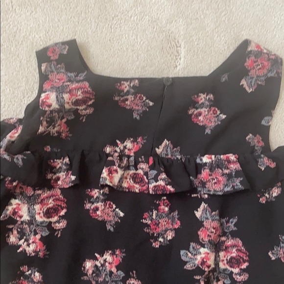 Open Shoulder Dress Shirt - Picture 4 of 5